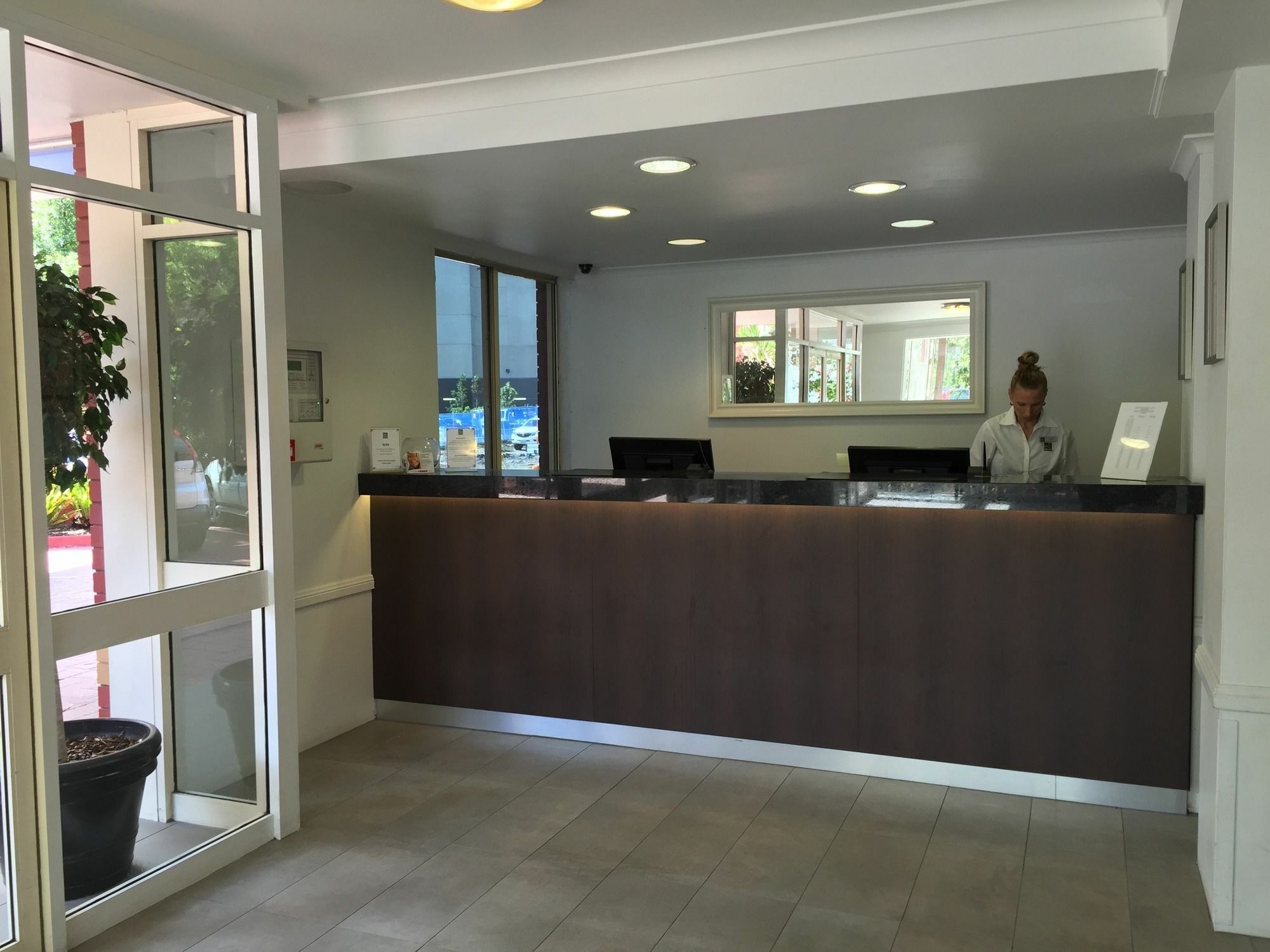 Cks シドニー エアポート ホテル Wolli Creek エクステリア 写真